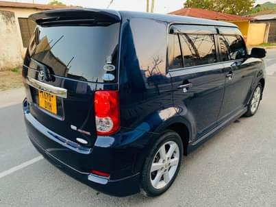 A picture of Toyota rumion