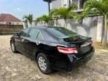 A picture of This is Camry 2011 model XLE edition with thumb start