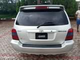 A picture of Very clean and sound Toyota Highlander 2004