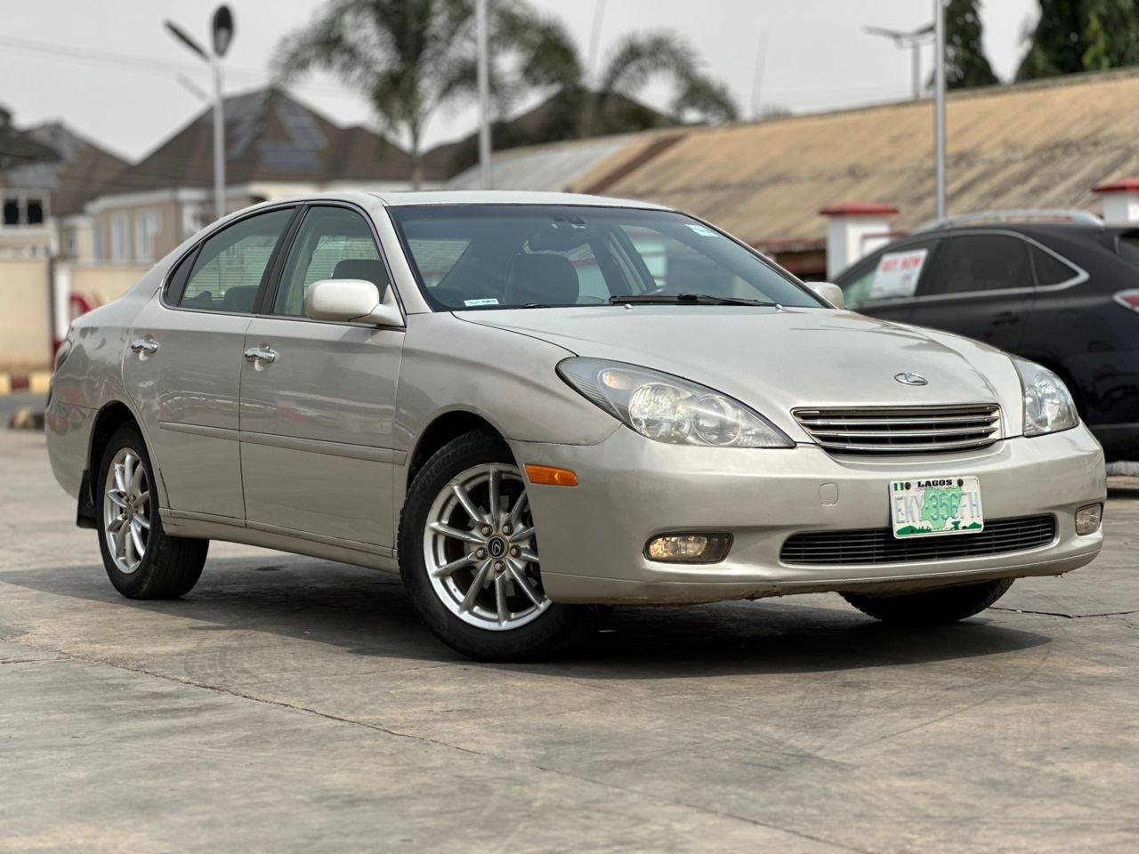 A picture of Clean Toks standard registered Lexus ES300