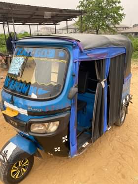 A picture of Keke For Sale 600k Location Rumuokwurusi Hand Starter Still Working