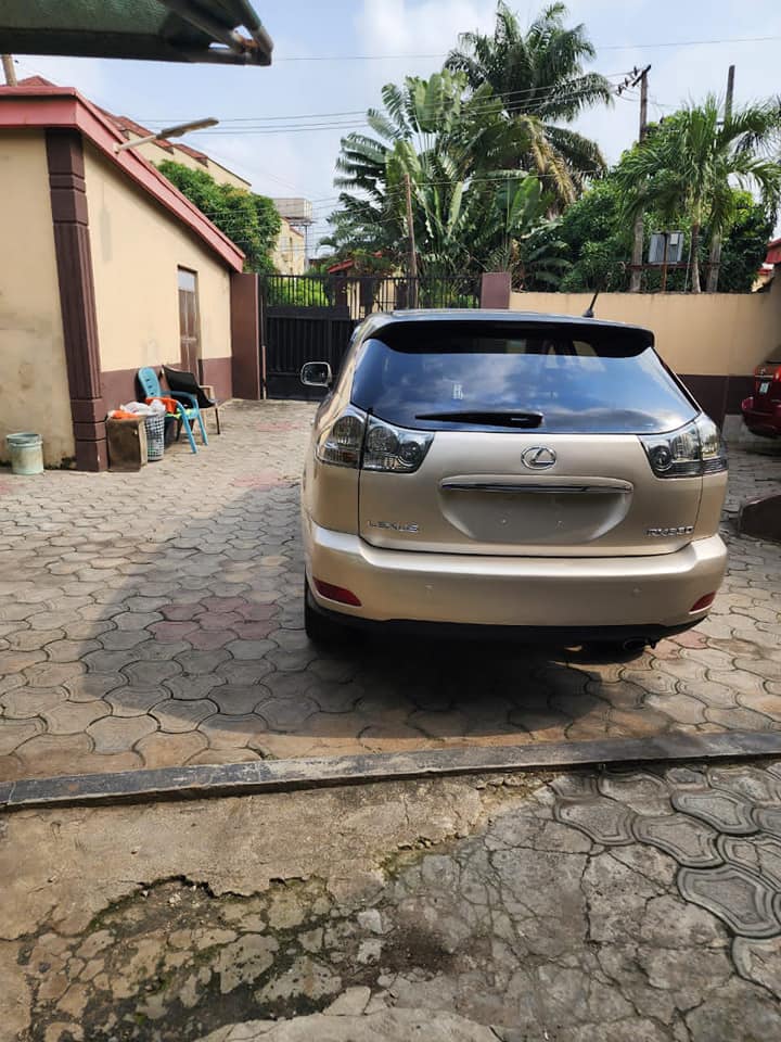 A picture of Lexus Rx330 Tokunbo 08020708879