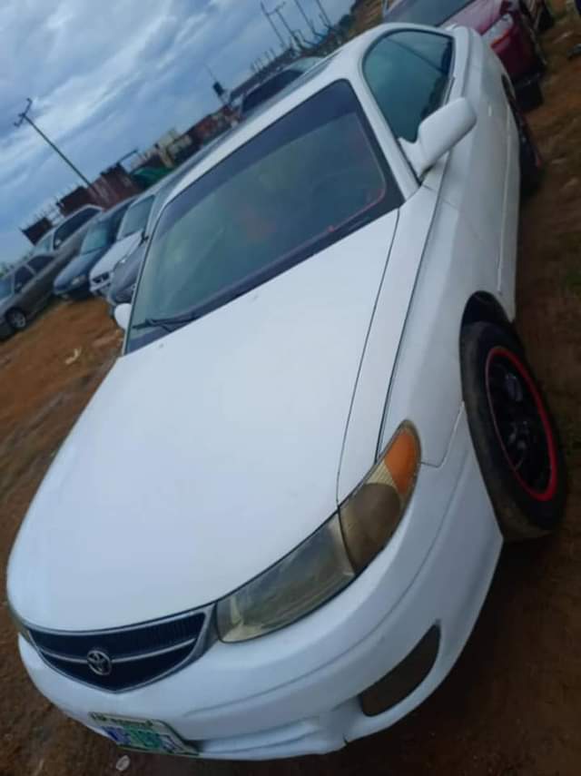 A picture of Distress Toyota Solara with v6 engine everything working fine engine