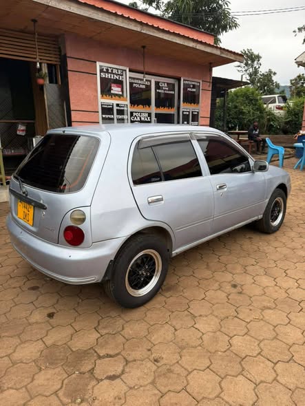 A picture of TOYOTA STARLET