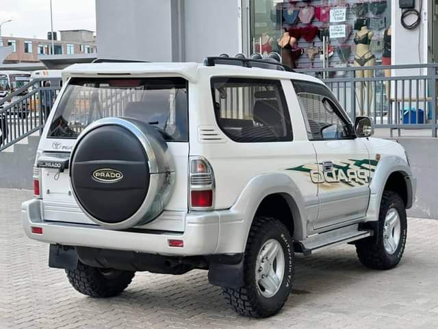 A picture of Prado 3doors short chasis 3rz