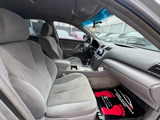 A picture of 2009 Toyota Camry LE