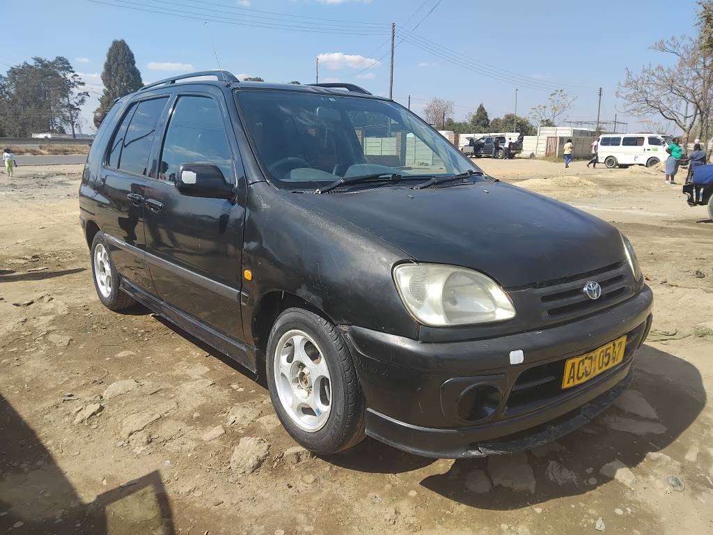 used toyota raum