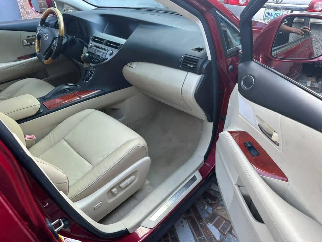 A picture of 2010 Lexus RX 350