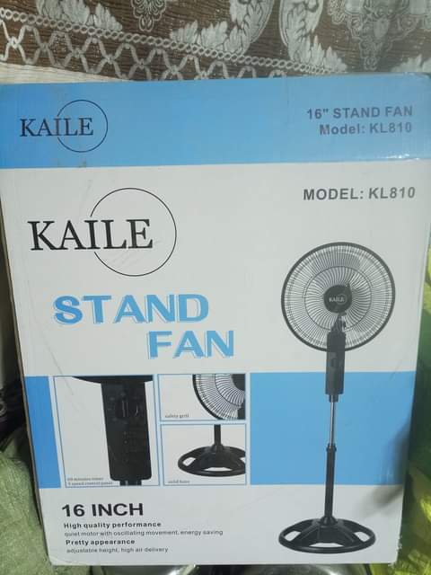 A picture of Stand fan with box and caveras 69k Buy and use