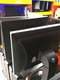 A picture of DESKTOP DELL HP