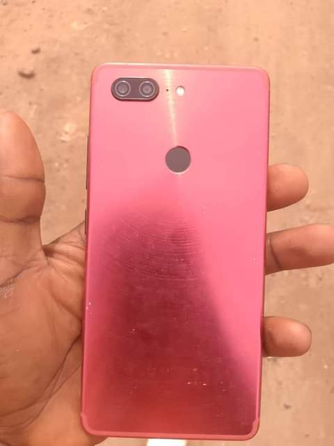 A picture of Gionee m7