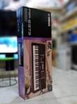 A picture of Roland Vinanda psr e 273 psr e373 psr e473