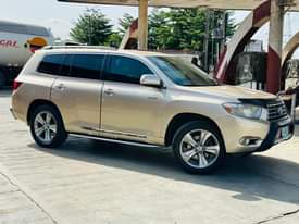 A picture of Toyota Highlander