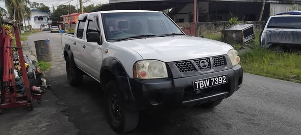nissan d22
