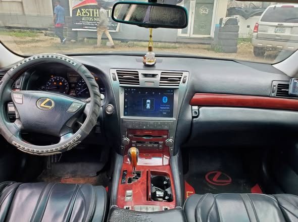 A picture of TOYOTA LEXUS FOR SALE