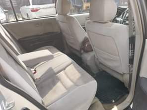 A picture of Toyota Highlander 04 v6 plug Less that 2years neatly used