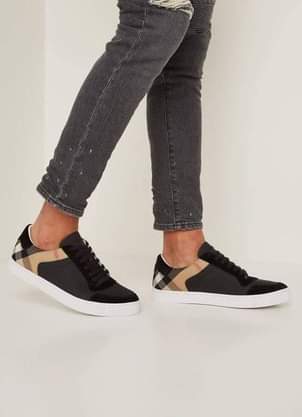 A picture of Simples shoes 4 men