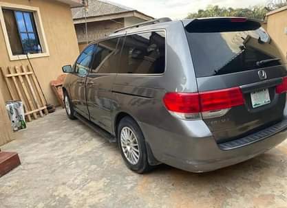 A picture of Honda Odyssey