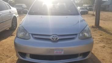 A picture of TOYOTA YARIS