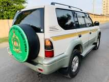 A picture of PRADO TX NAMBA BQP Engine 3RZ Tsh 13 500 000