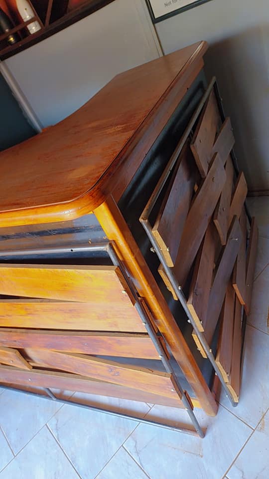 A picture of Bar counter