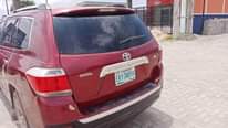 A picture of Toyota Highlander 2011