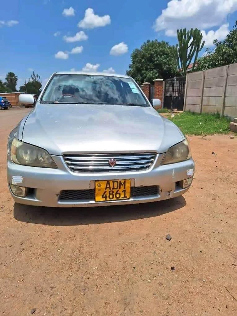 used toyota altezza