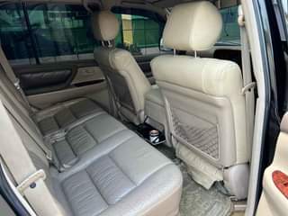 A picture of LAND CRUISER