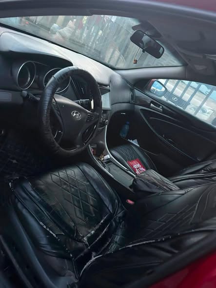 A picture of 2013 Hyundai sonate