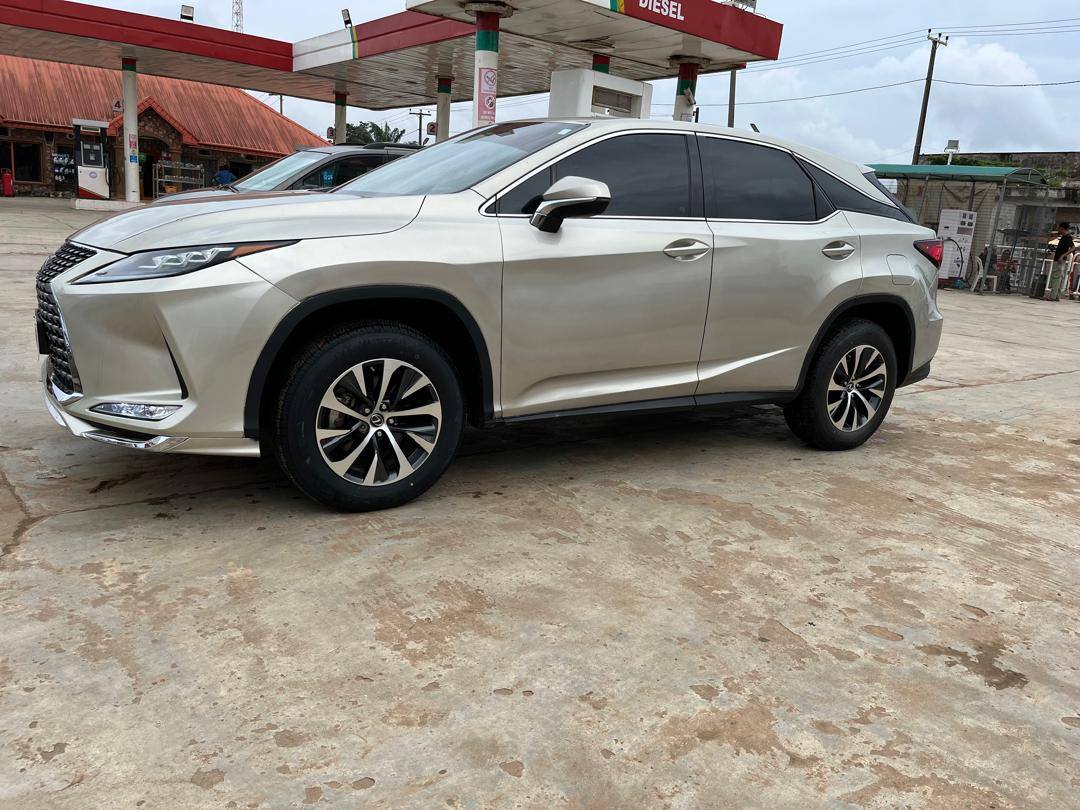 A picture of Foreign used Lexus rx350 2020 model