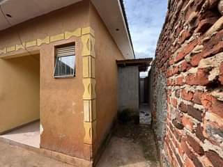 A picture of 4 Single rooms for sale at 27m in Kawanda bombo