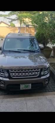 A picture of Car available for sale 2014 model of LR4 Discovery Only