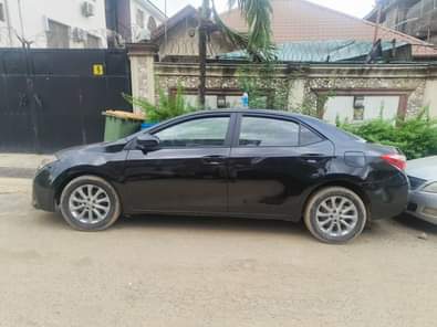 A picture of Toyota Corolla 2016 Sound engine and gear AC 8 5m