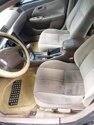A picture of 1999 Toyota 2000