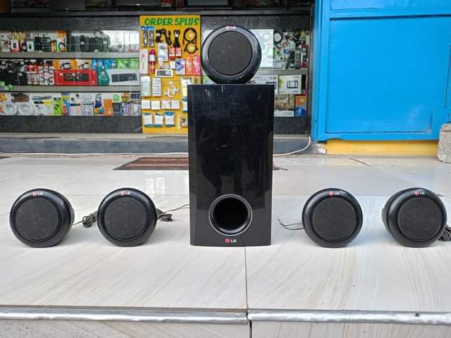 speakers