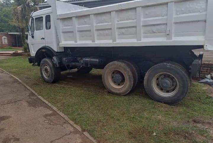 tipper truck