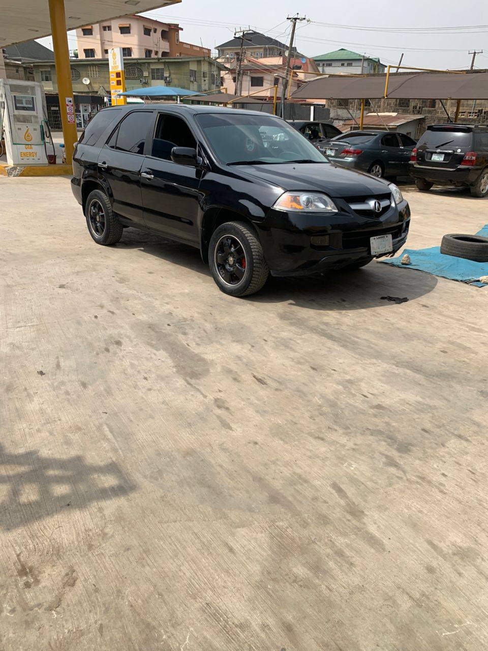 A picture of Neatly USED Acura MDX 2006