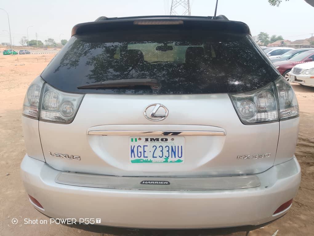 A picture of You can t beat this price Lexus 330 clean inside