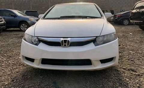 A picture of Brand HONDA Model CIVIC Year 2011 Transmission Automatic Price 1
