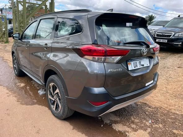 A picture of Toyota Rush 2018 1 8cc petrol 7 seaters 48M