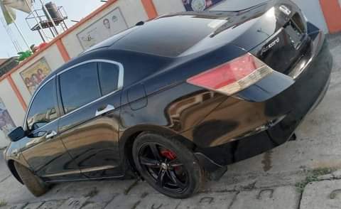 A picture of Price slashed distress sale sound 08 v6 Honda Accord eagle