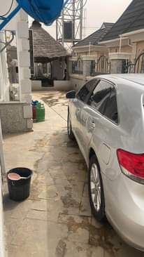A picture of 2Month registered venza 2012 v4 with absolutely nothing to fix
