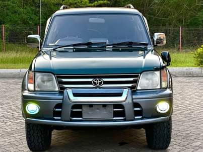 toyota land cruiser