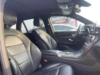 A picture of 2018 glc300
