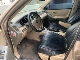 A picture of Good deal 2006 highlander limited 3 rows Untouched engine Gear