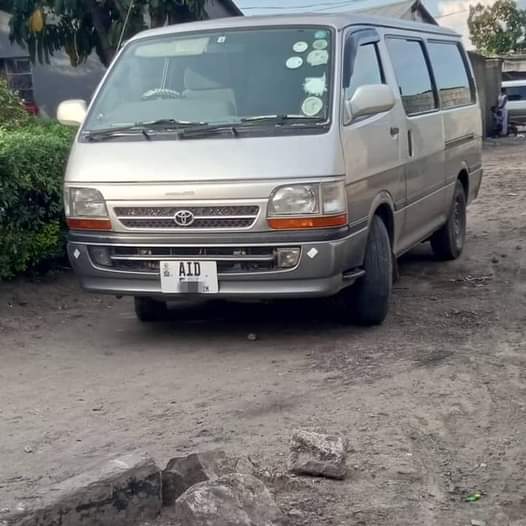 used toyota hiace