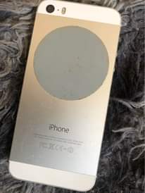 A picture of iPhone 5s