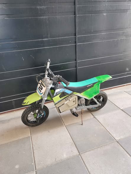 motorbikes