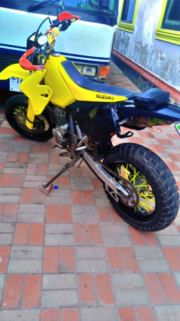 A picture of SUZUKI