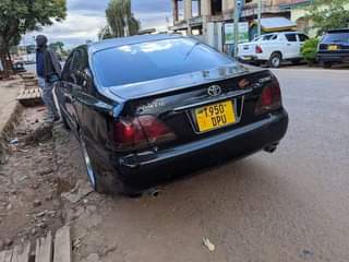 A picture of Chief una Ractis hapo tuvunje na hii Cash nataka 7ml